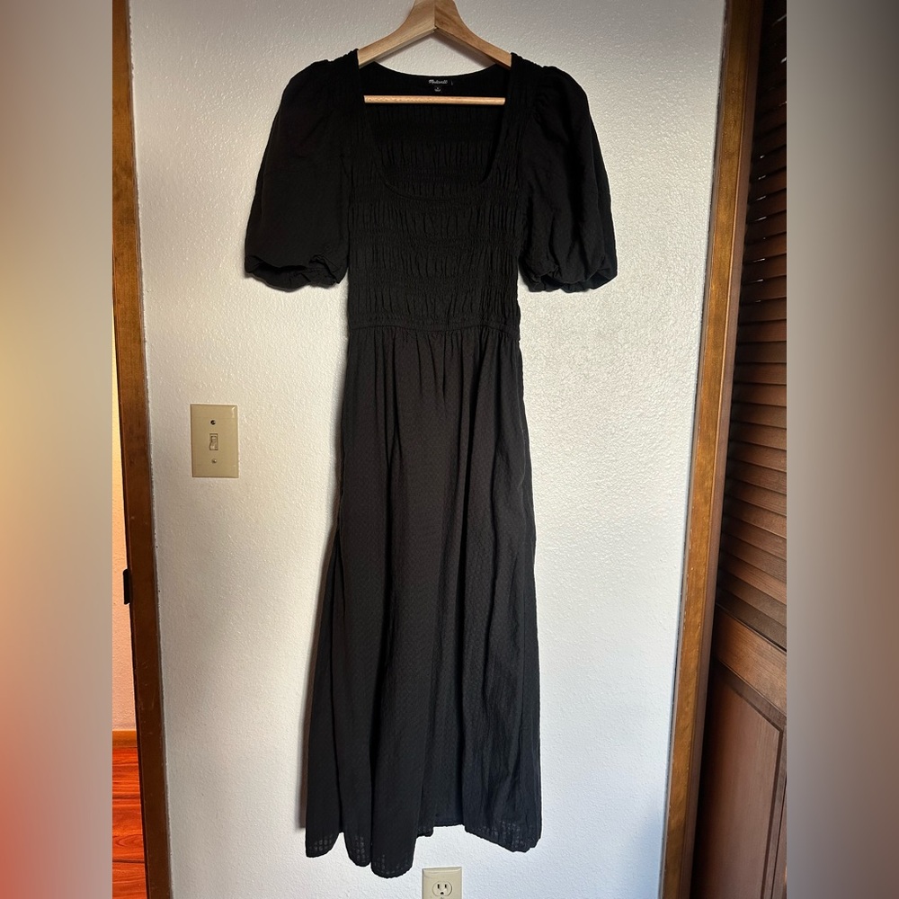 Madewell black dress. Smocked bodice puff sleeves size 4 - Picture 11 of 11